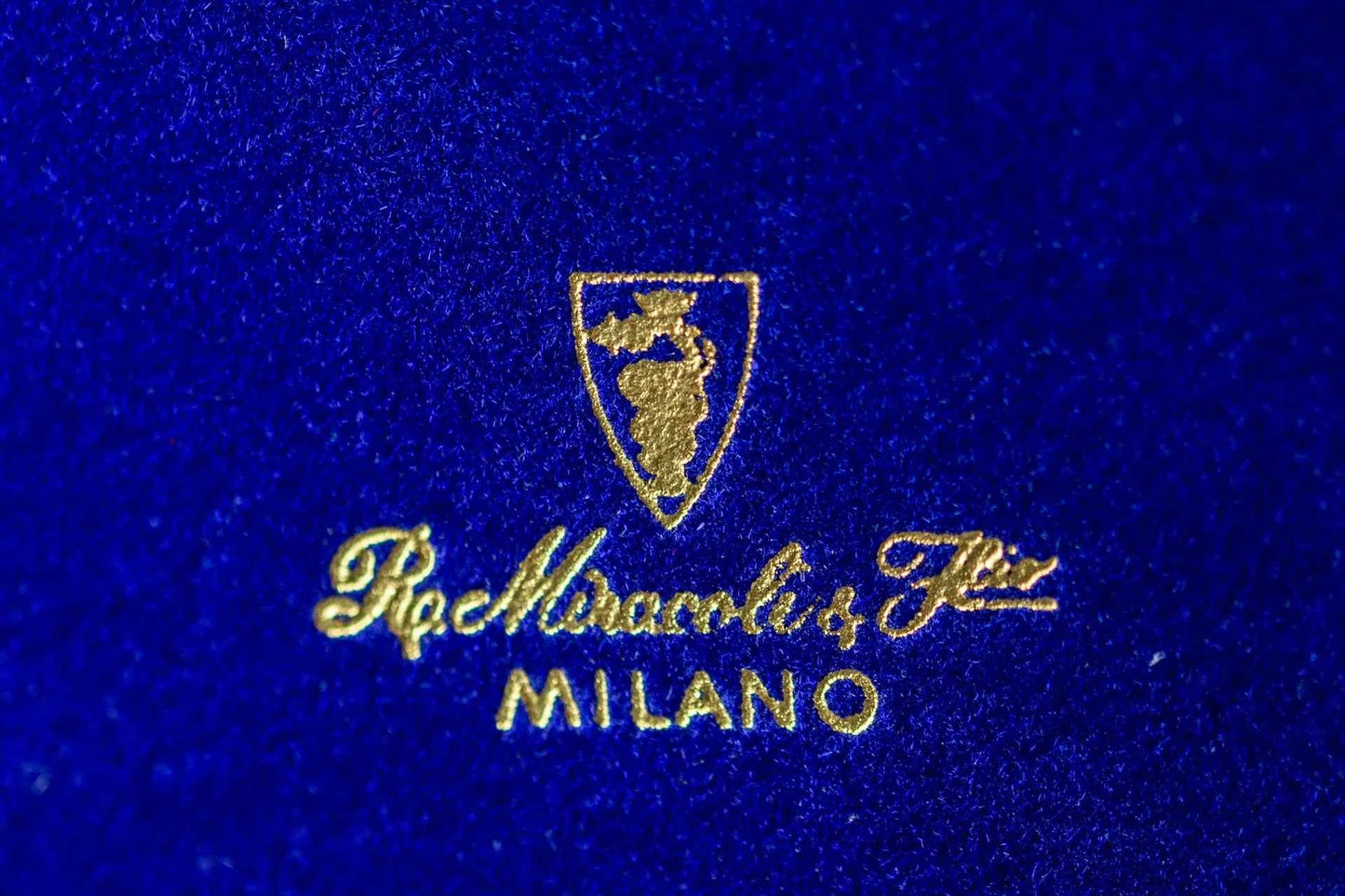 Tafelsilber aus Italien: Glanzvolle Silberteller von Miracoli & Figlio
