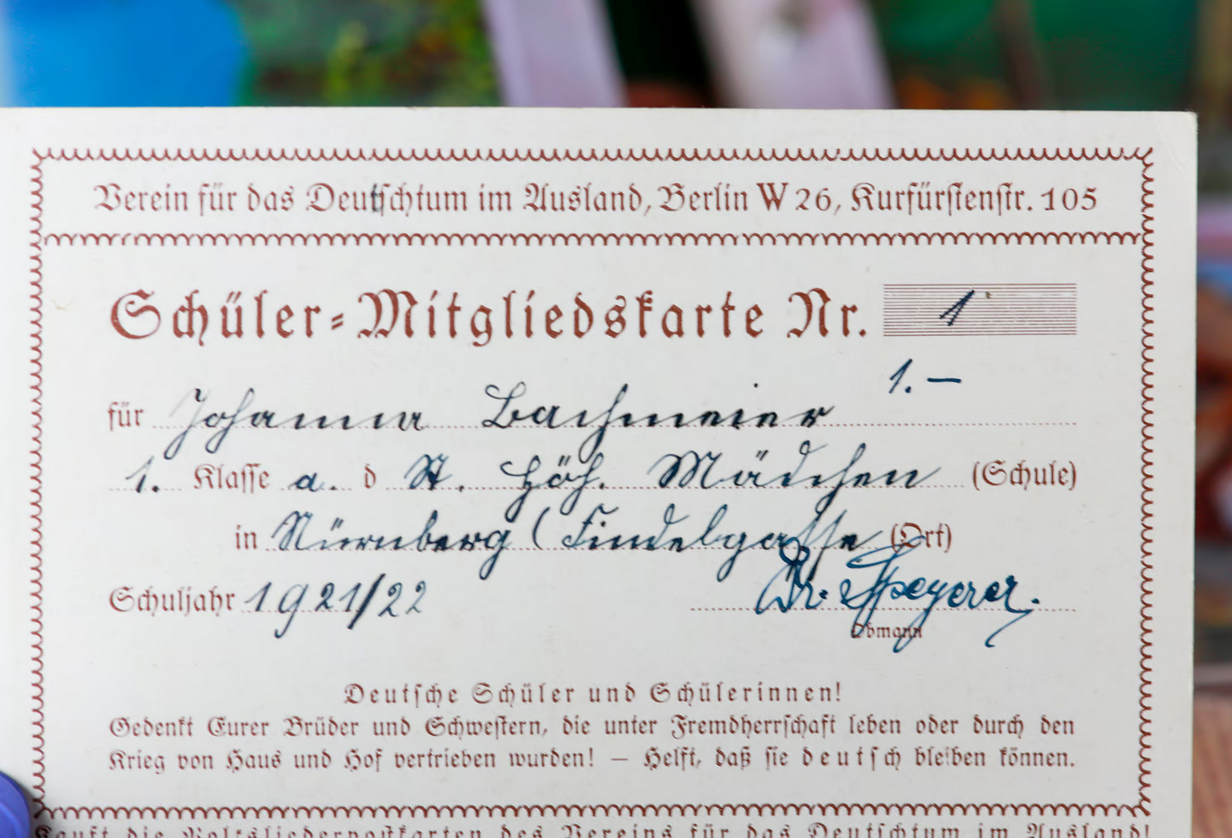 Altes Postkarten-Album mit 200 Motiven