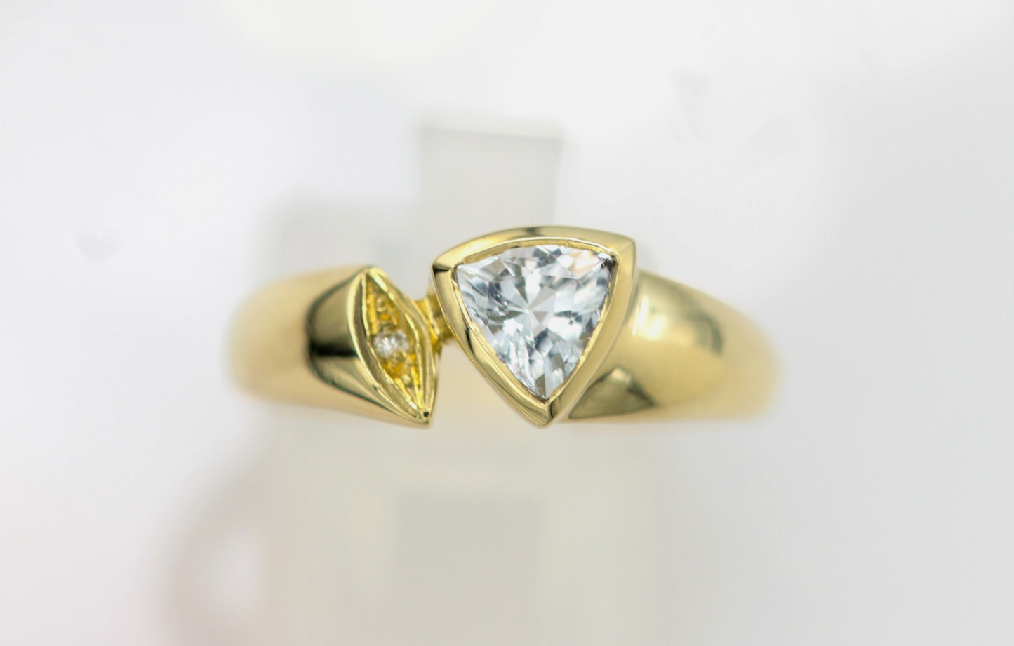 Diamant-Goldring Weißer Beryll