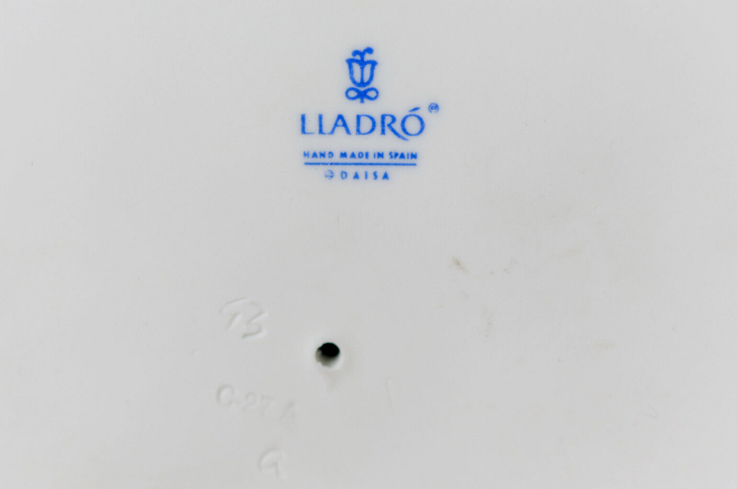 Lladró-Figur Daisa Mädchen mit Puppe