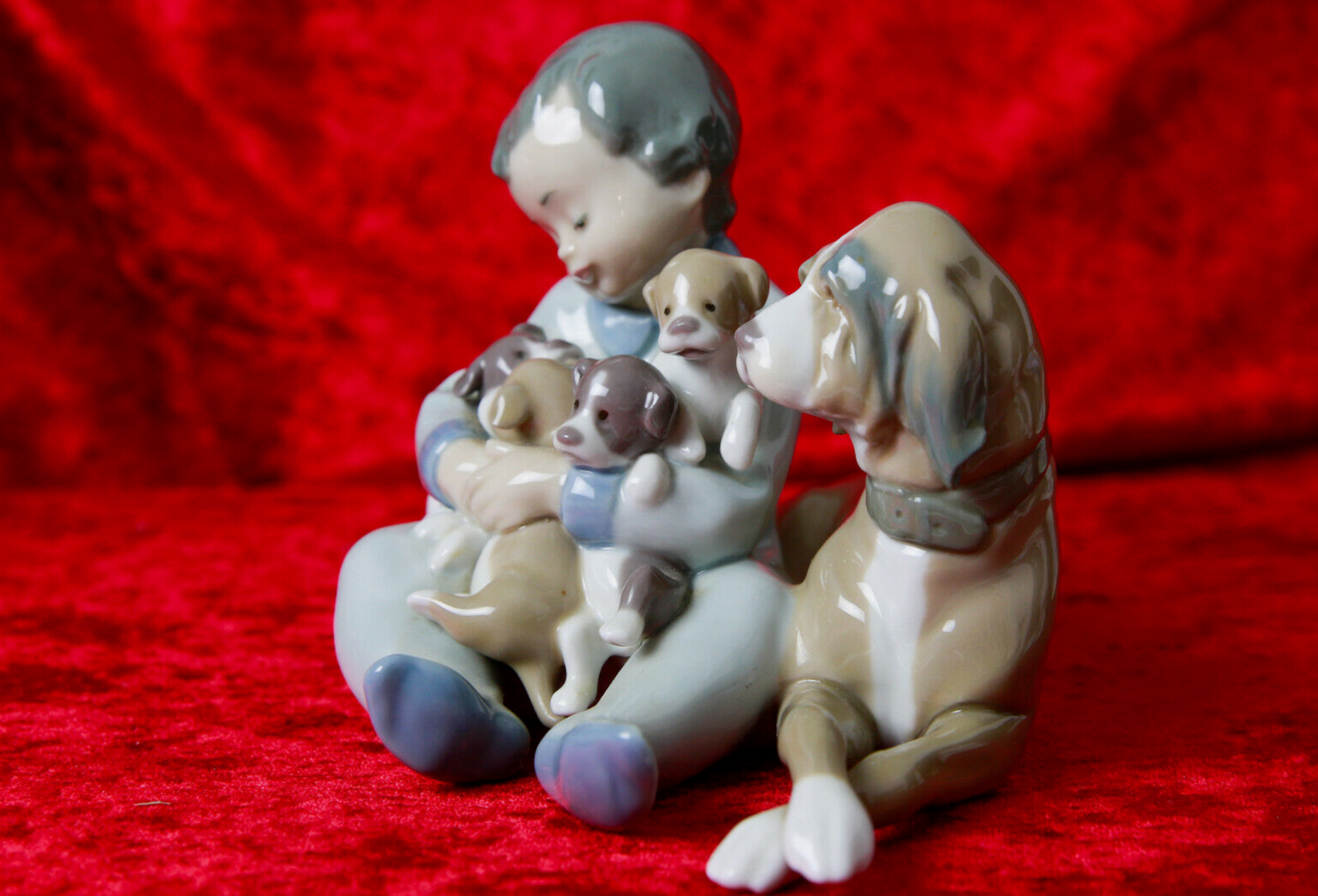 Lladro Porzellanfigur "New Playmates"