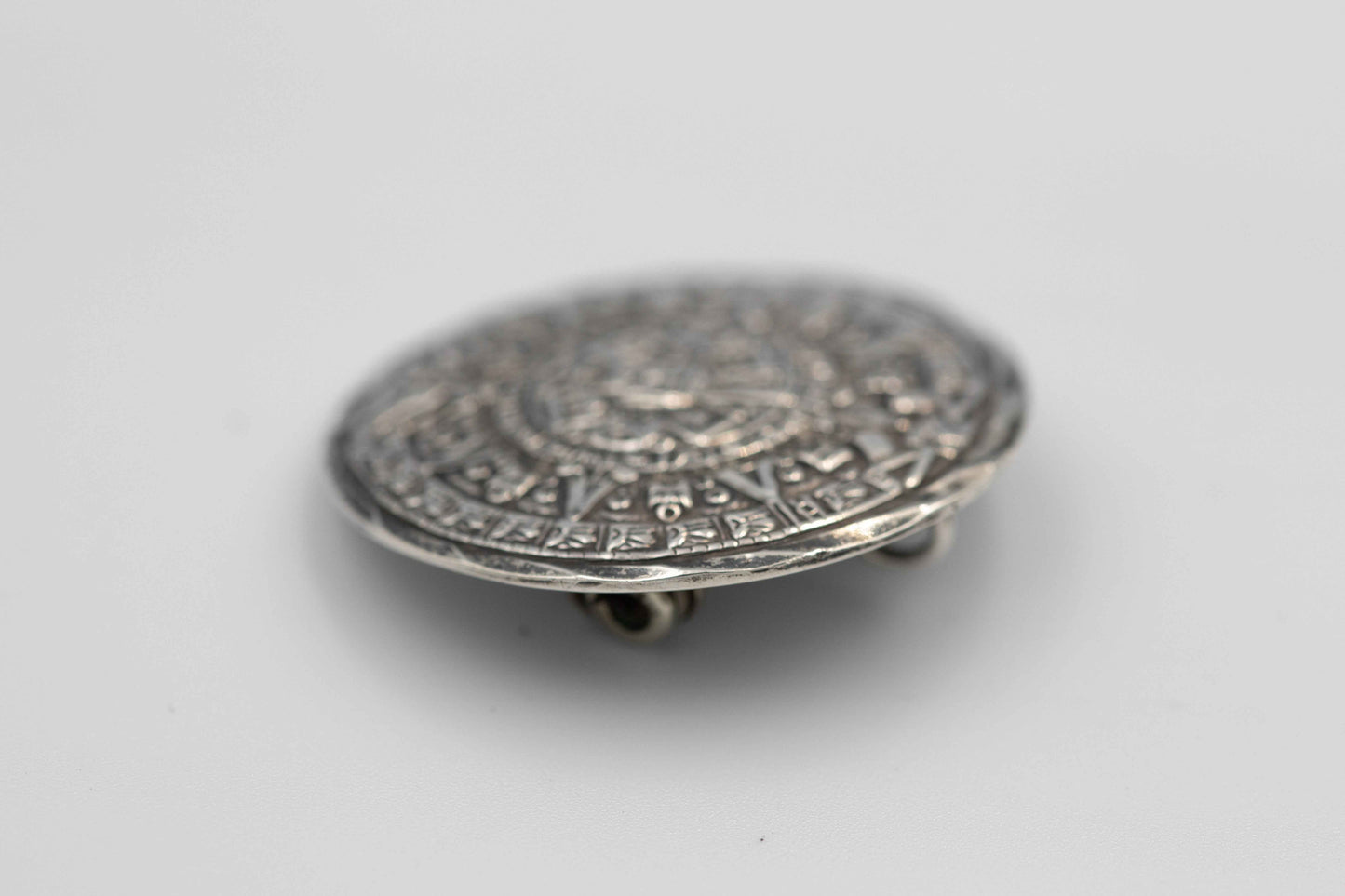 Azteken-Brosche in Silber aus Südamerika