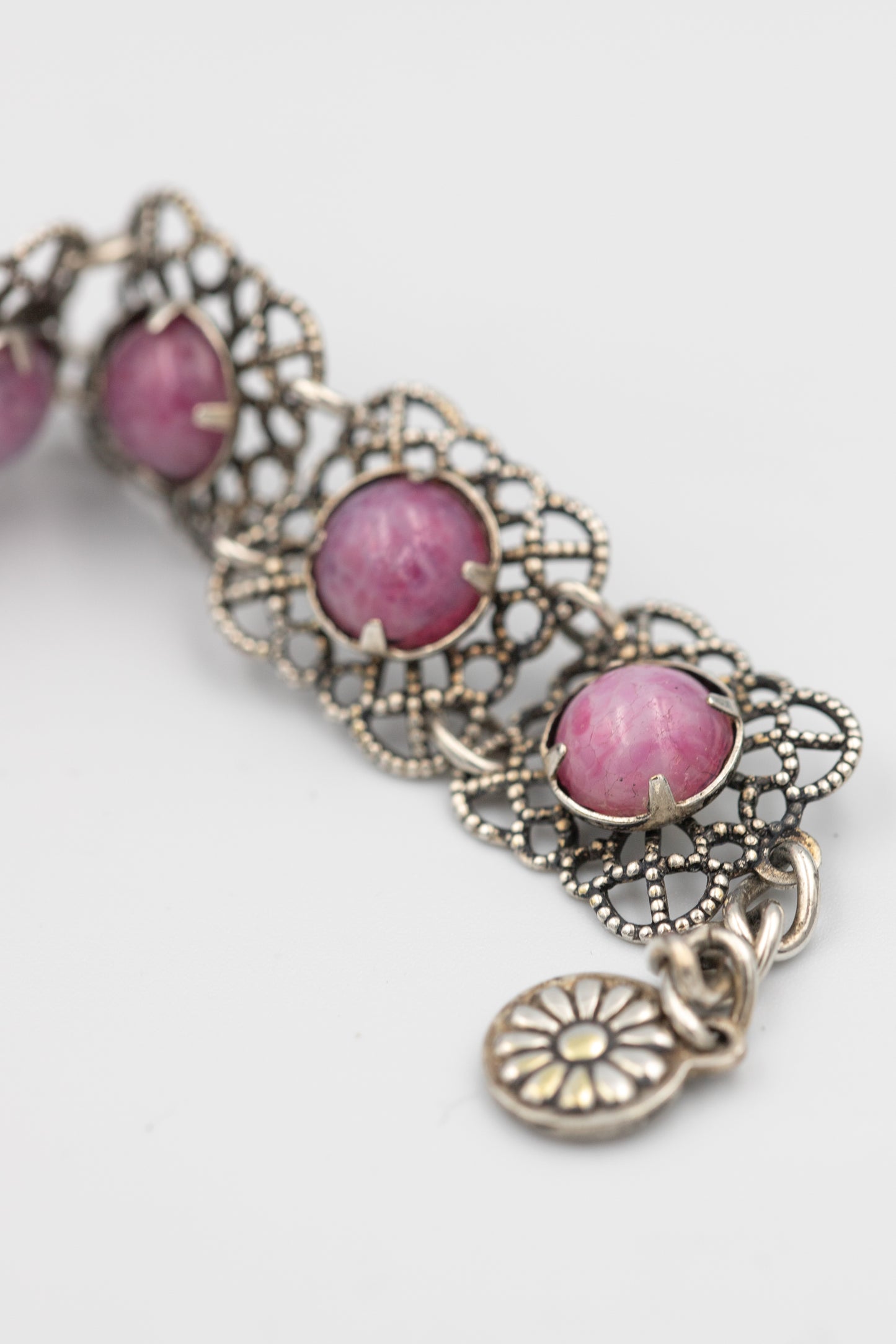 Rosenquarz-Silberarmband mit 8 Edelsteinen