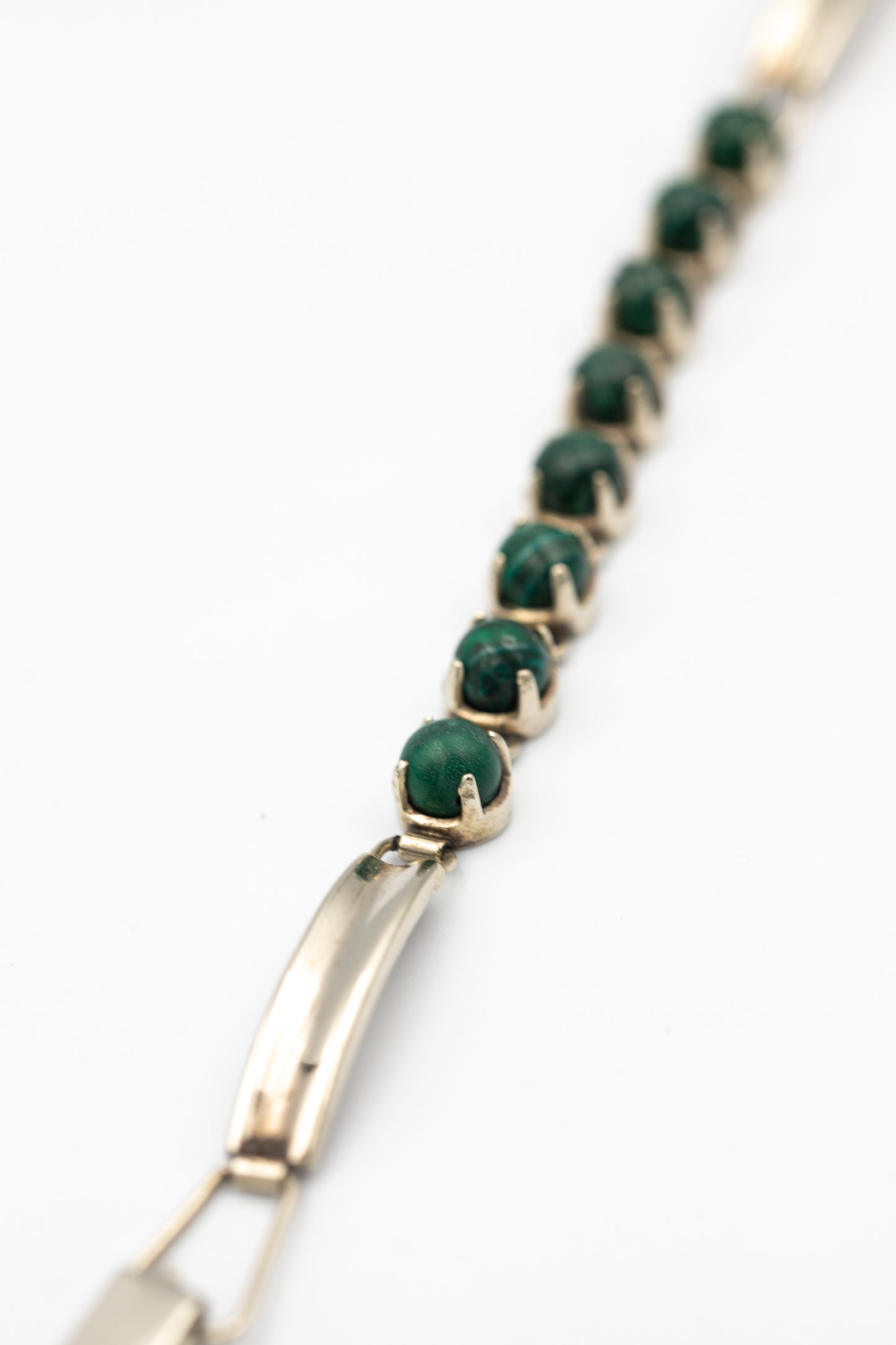 Malachit-Armreif in Vintage-Moderniststil