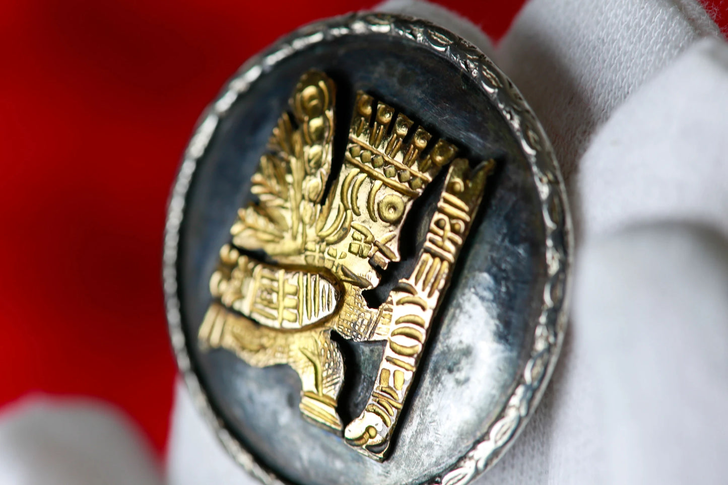 Argentinische Krieger-Schmuckbrosche 900er-Silber vergoldet
