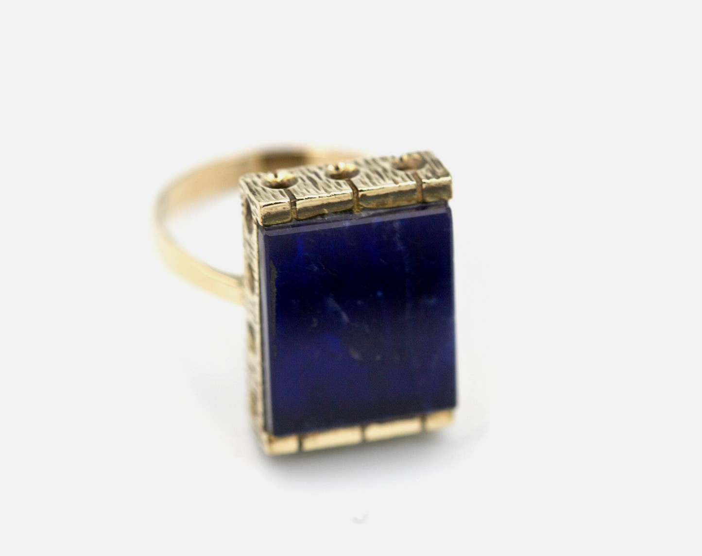 Siegelring aus Gold mit Lapislazuli
