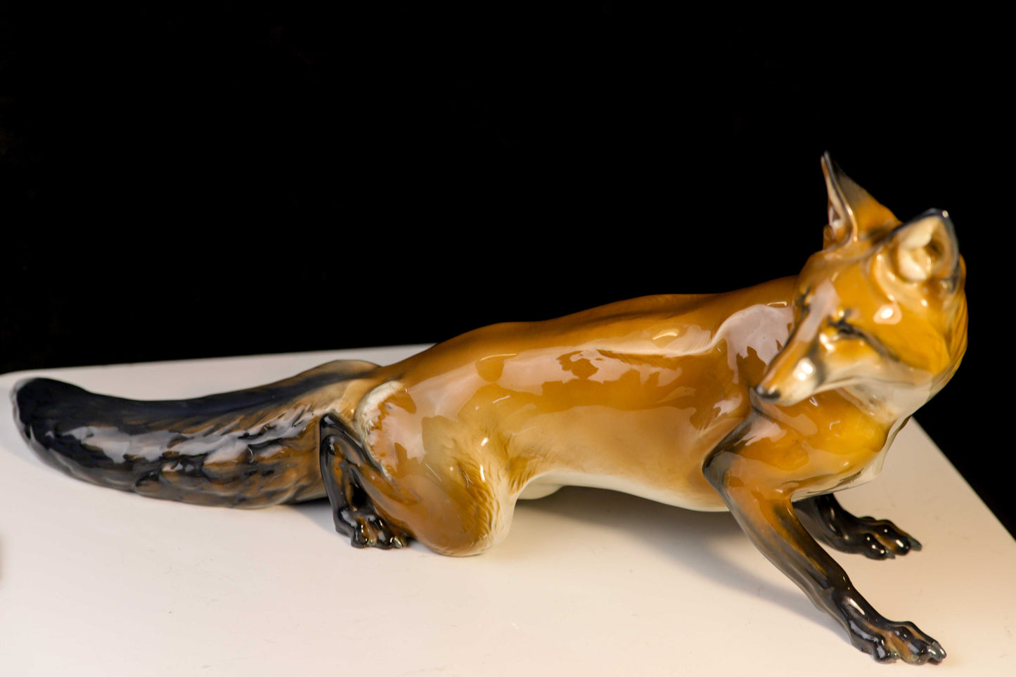 Großer Rosenthal-Fuchs nach Theodor Kärner