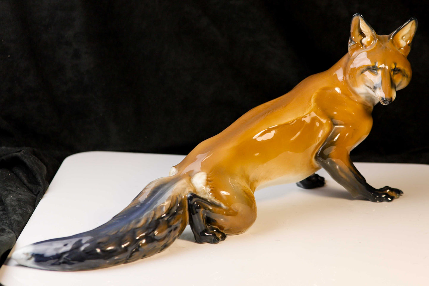 Großer Rosenthal-Fuchs nach Theodor Kärner