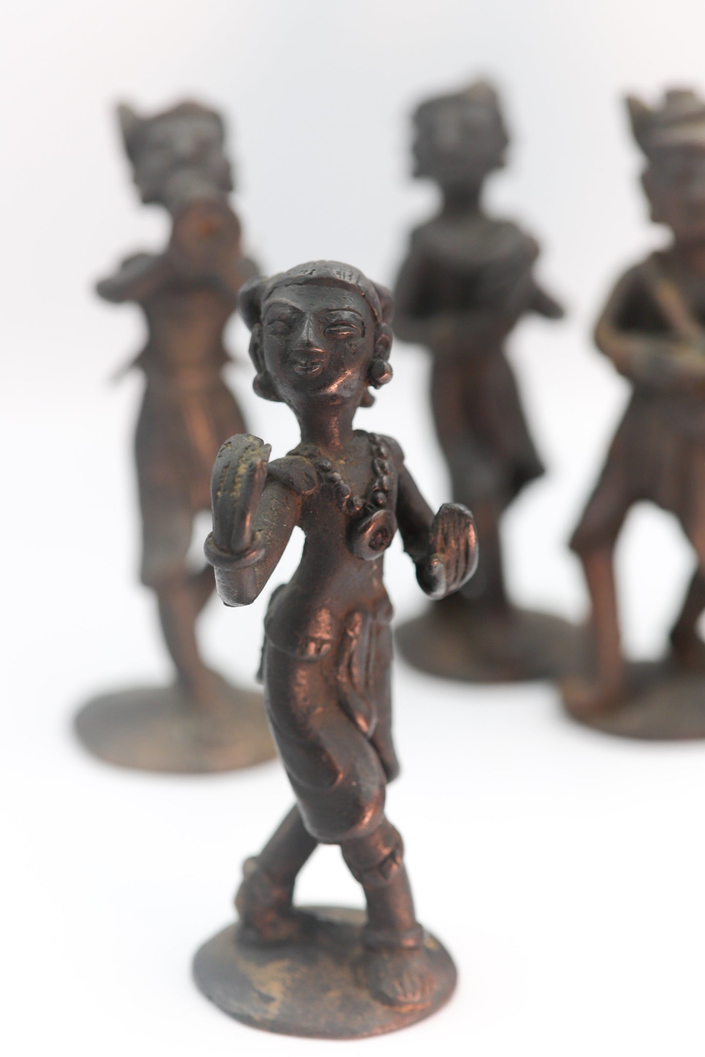 Set handgefertigte Bronze-Musiker aus Südasien