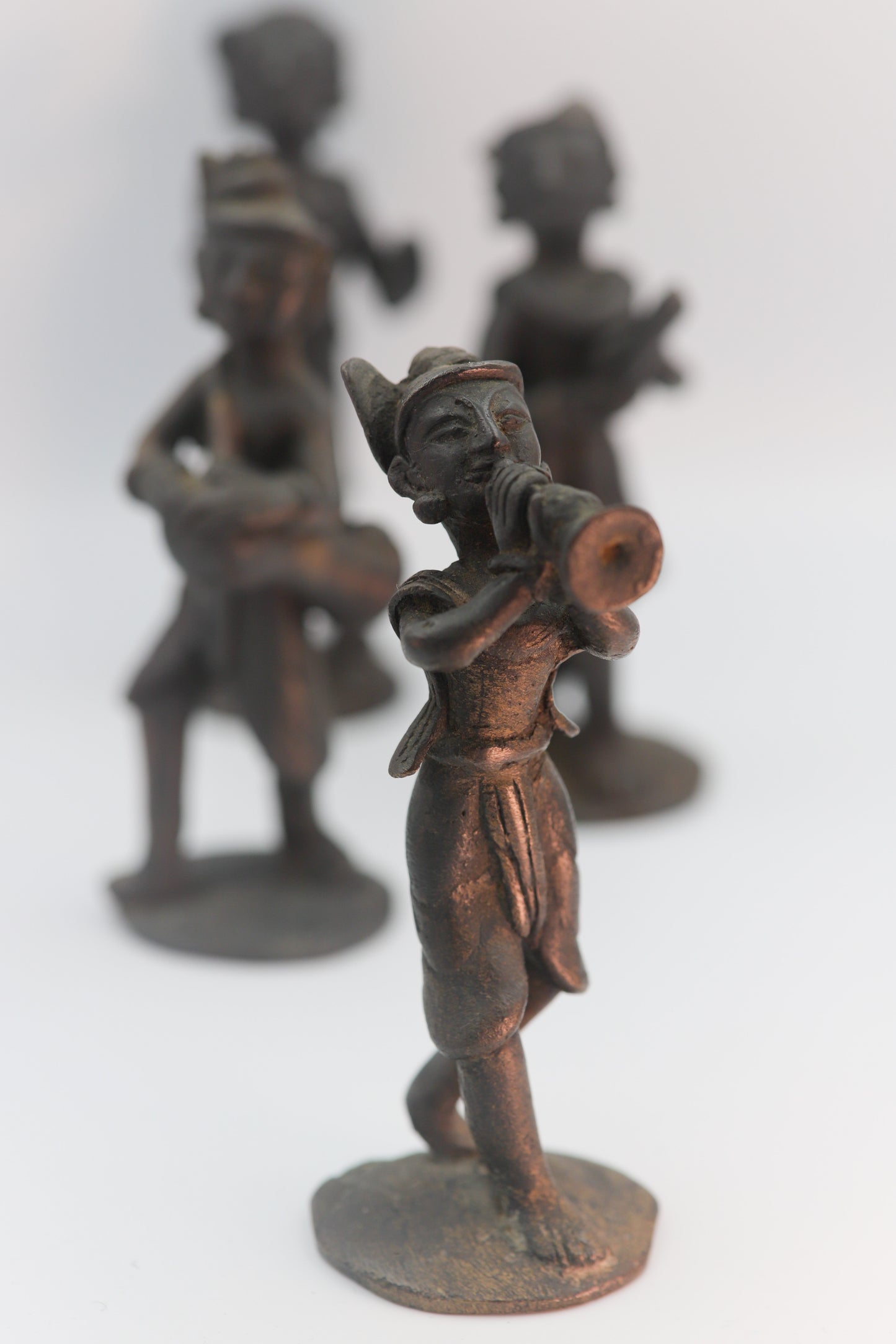 Set handgefertigte Bronze-Musiker aus Südasien