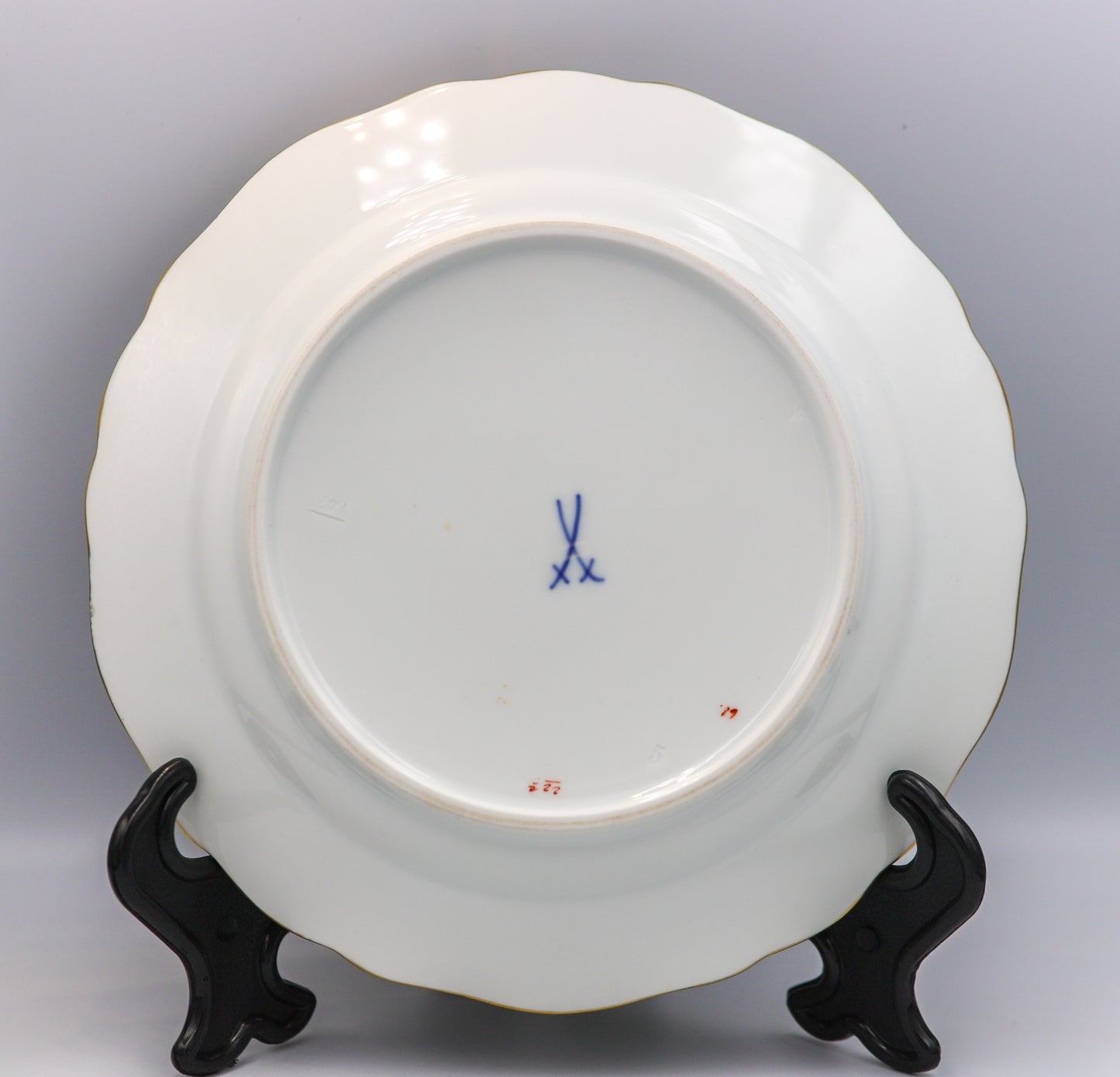 Meissen Kaffeegedeck, Neuer Ausschnitt, lila Aster