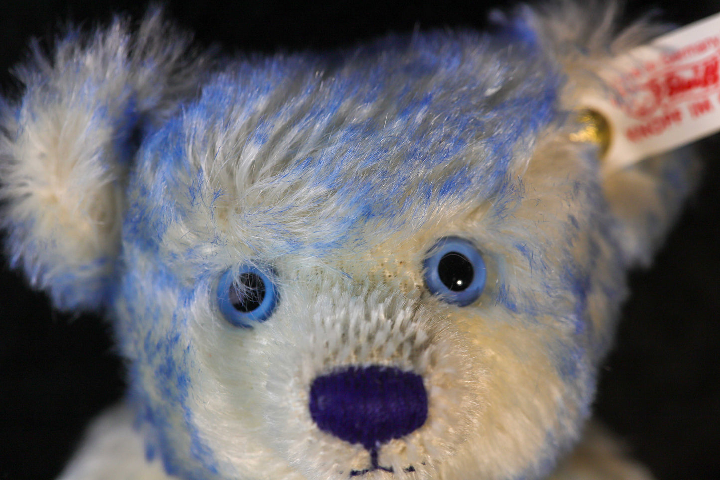 Steiff Millennium Teddys im Buch